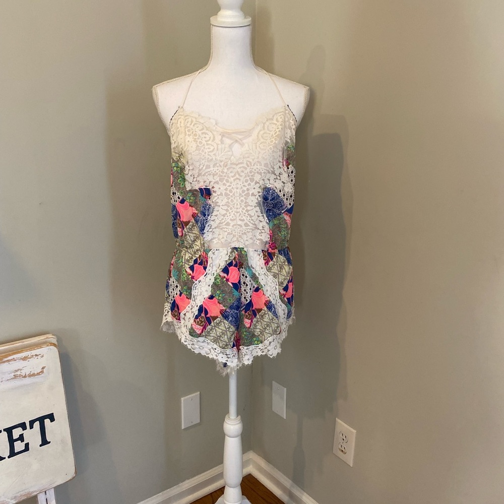 NWT Victoria’s Secret Halter Short Romper Sz Large